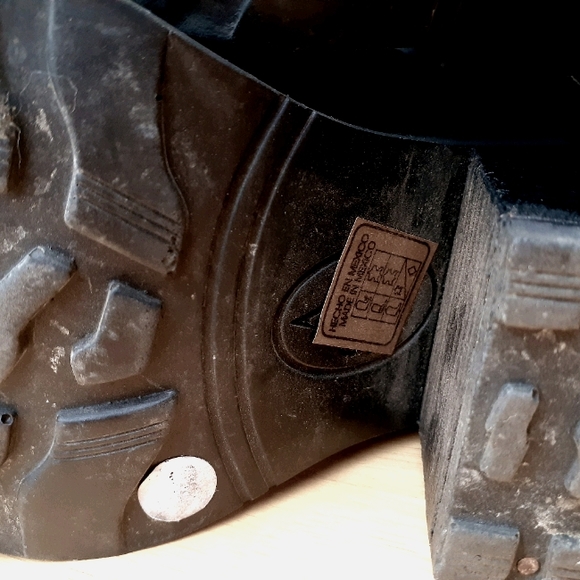 ASH Star Black Leather Platform Ankle Booties - Picture 12 of 13